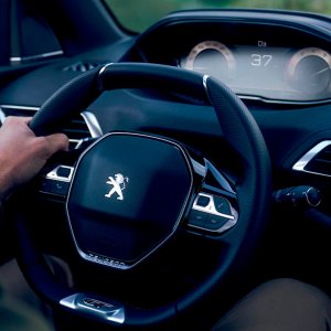 Peugeot 3008 GT 0km