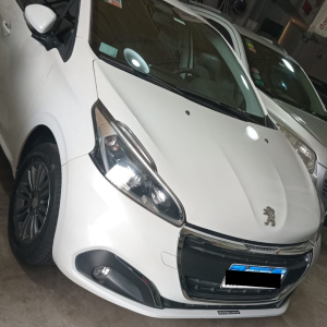 Peugeot 208 Tiptronic Pack
